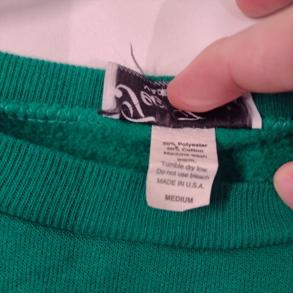 Tee Dee's - Green Holiday Christmas Bears Sweatshirt Size Med Made In USA. In pr - Picture 5 of 9